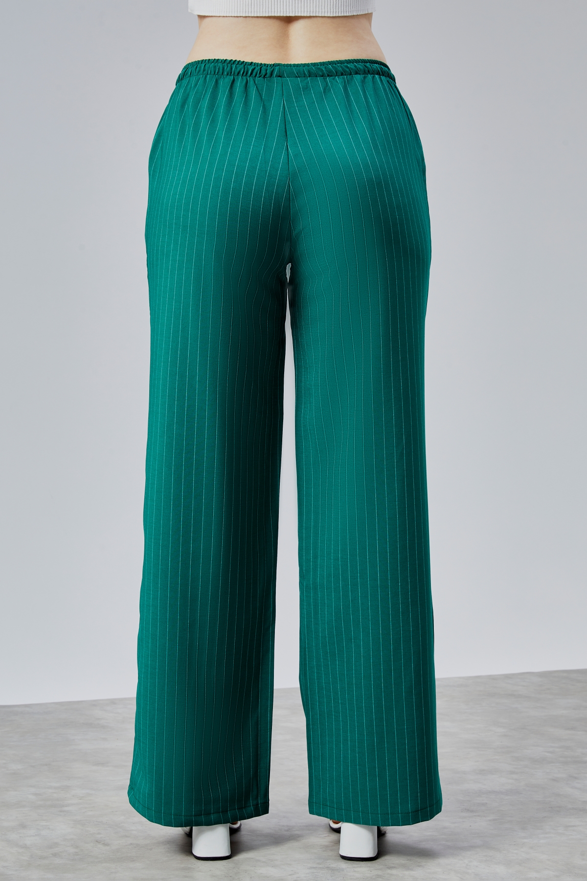 Kadın%20Pantolon%20Geniş%20Paça%20Yüksel%20Bel%20Cepli%20Çizgili Pantolon%20ÇİZGİLİ-PANTOLON-Nefti