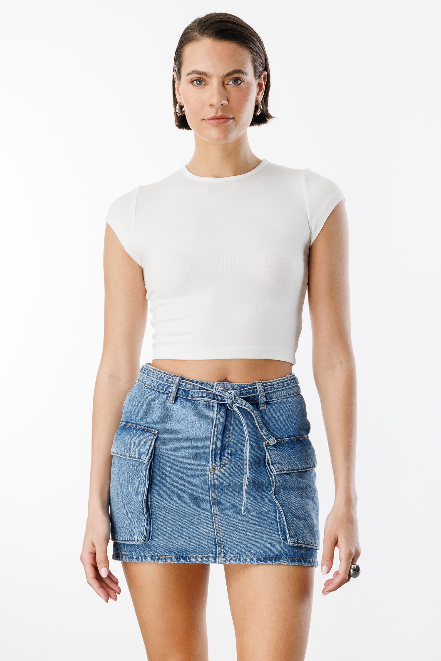 Kısa%20Kollu%20Kadın%20Crop%20T-shirt%20CROP-T-SHIRT