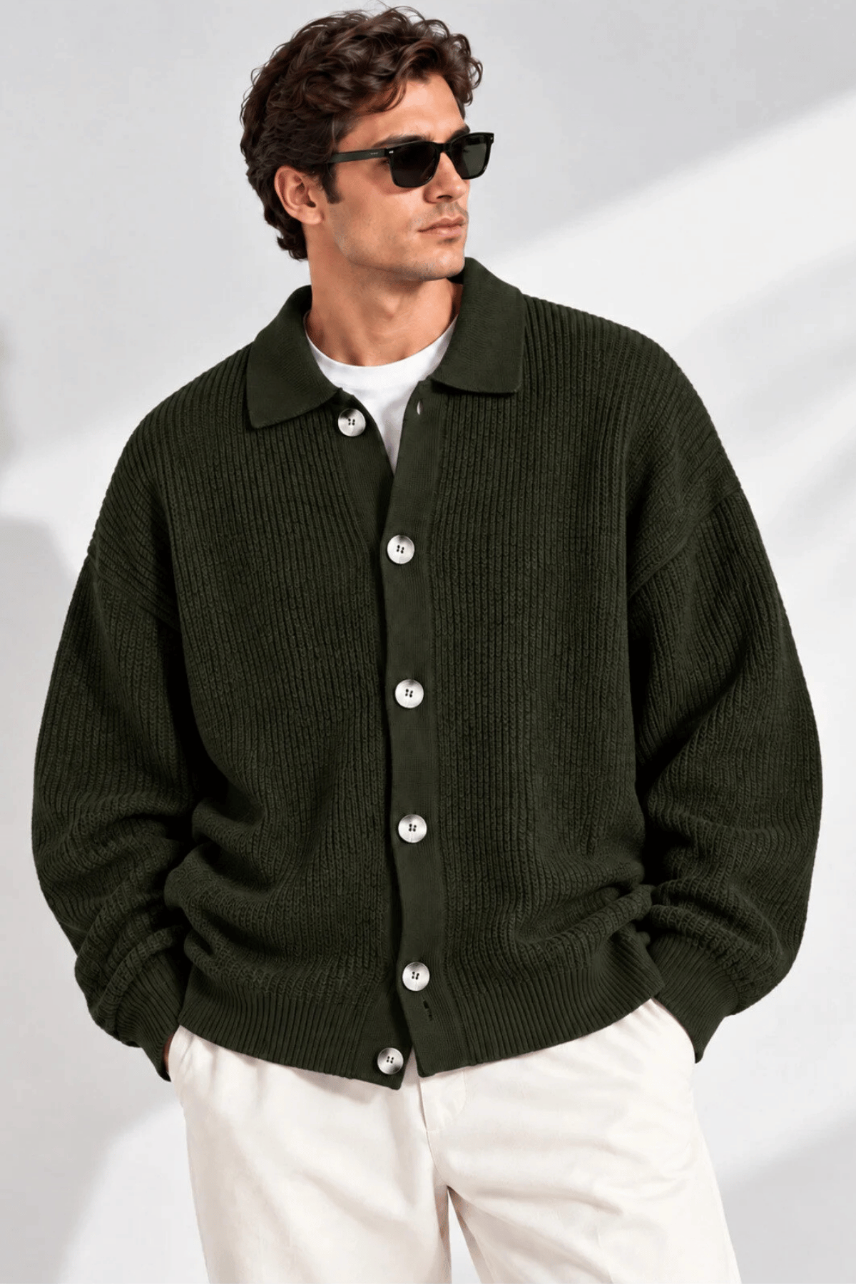 Erkek%20Hırka%20Oversize%20Kalıp%20Düğmeli%20Polo%20Yaka%20Triko%20Kazak%20Çekme/Uzama%20Yapmaz%20ERKEK-HIRKA-Haki