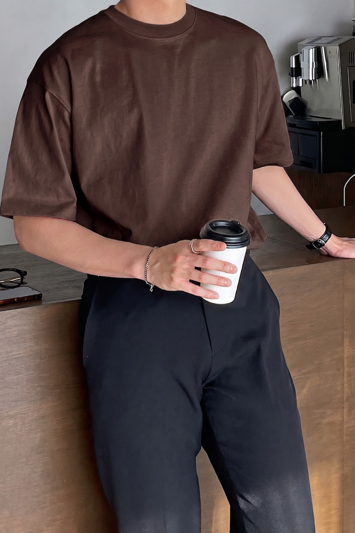 Erkek%20Oversize%20Tişört%20Pamuk%20Kumaş%20Bisiklet%20Yaka%20Rahat%20Kalıp%20T-shirt-Kahverengi