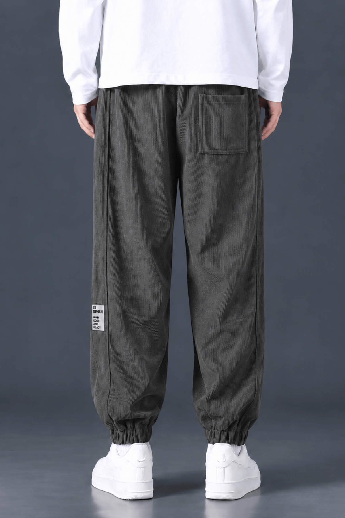 Erkek%20Kadife%20Jogger%20Pantolon%20Paçası%20Lastikli%20Oversize%20Spor%20Pantolon%20GENIUS-58KADİFE-Füme