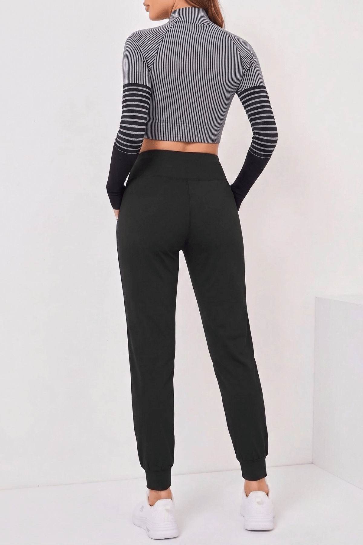 Kadın%20Jogger%20Eşofman%20Esnek%20Yüksek%20Bel%20Jogger%20Eşofman%20Altı%20KADIN-JGRTYT