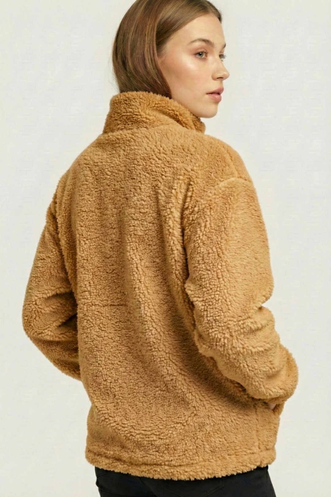 Kadın%20Peluş%20Tam%20Fermuarlı%20Cepli%20Sherpa%20Kuzu%20Kumaş%20Oversize%20Peluş%20Polar%20Sweatshirt-Bej