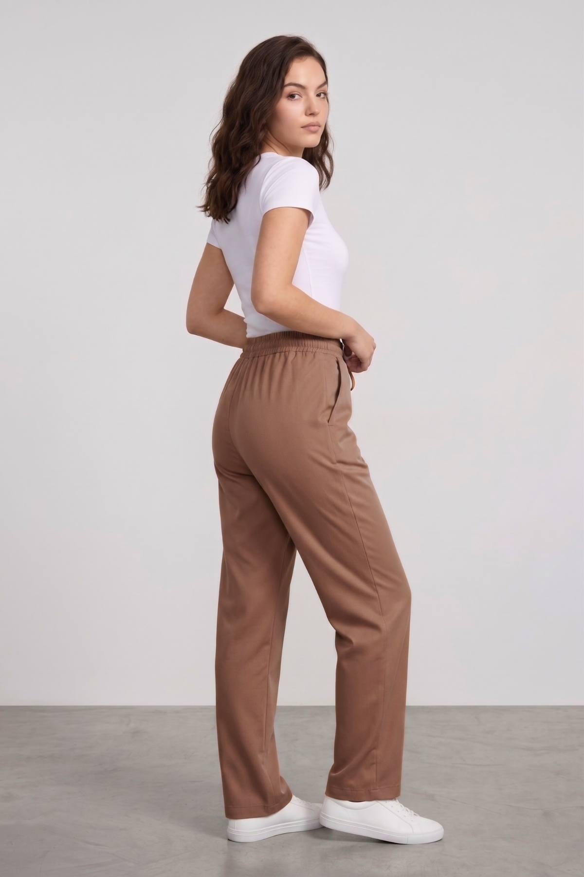 Kadın%20Pantolon%20Beli%20Lastikli%20Cepli%20Rahat%20Kalıp%20Kadın%20Spor%20Pantolon-Vizon