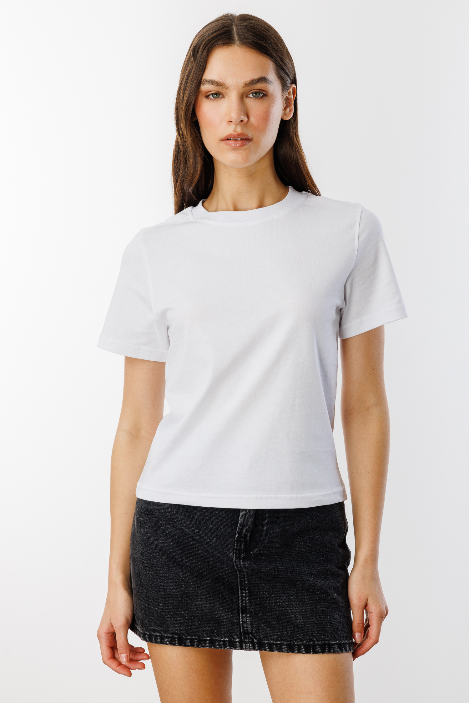 Kadın%20T-shirt%20Kısa%20Kollu%20Organik%20Pamuklu%20Bisiklet%20Yaka%20Crop%20T-shirt%20KADIN-T-SHIRT-Beyaz