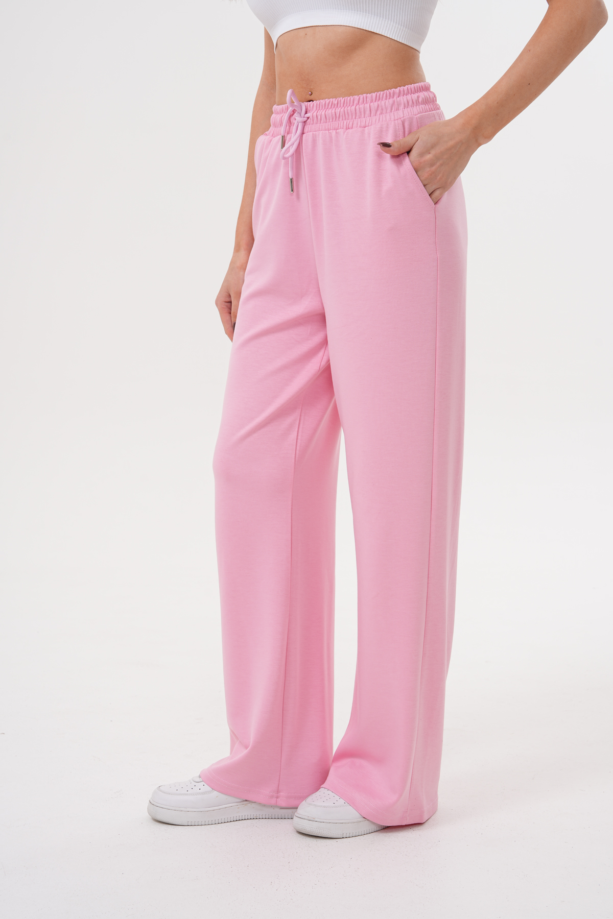 Kadın%20Geniş%20Paça%20Modal%20Eşofman%20Altı%20MODAL-EŞOFMAN-PEMBE