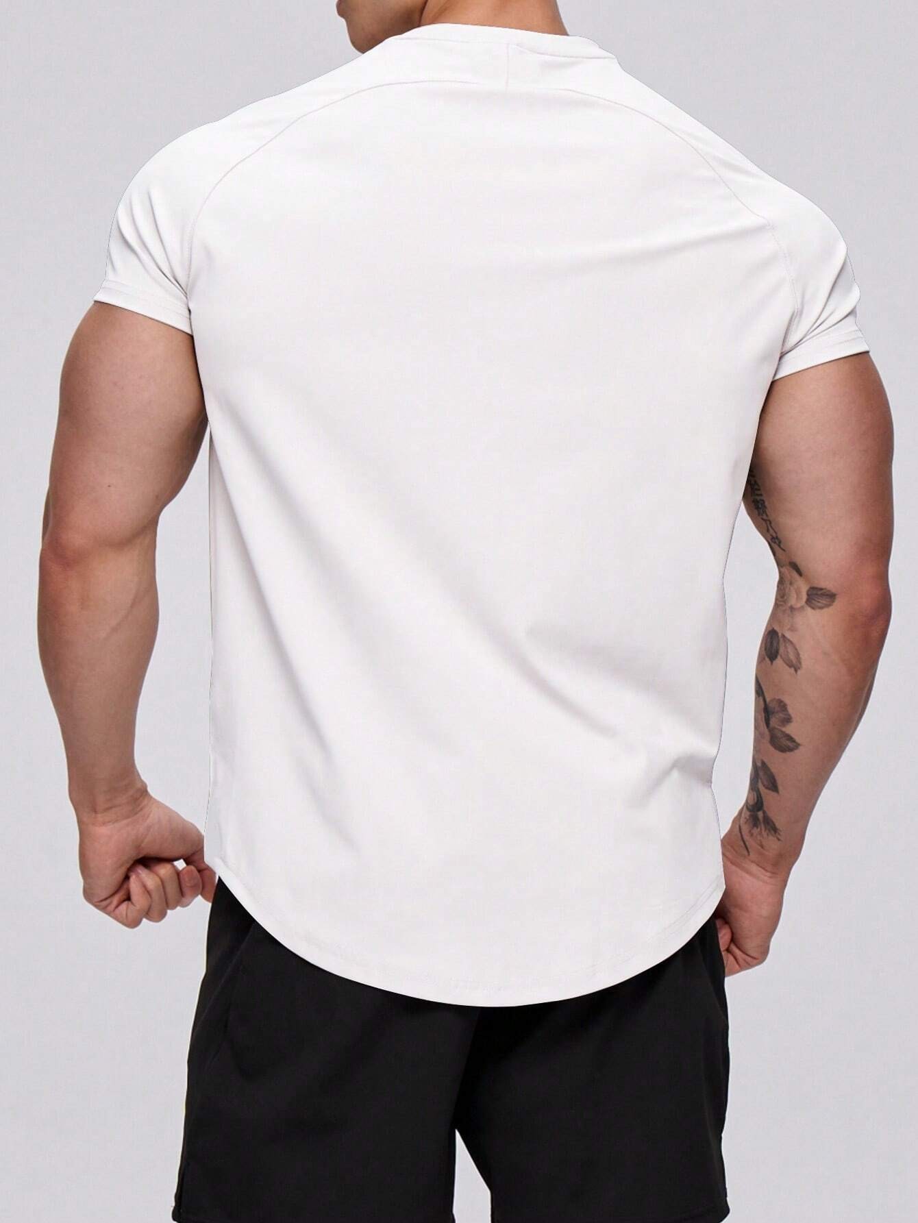 Erkek%20Spor%20Tişört%20Running%20Sports%20Gym%20Reglan%20Oval%20Kesim%20Penye%20T-shirt%20OVALT-SHİRT-Beyaz