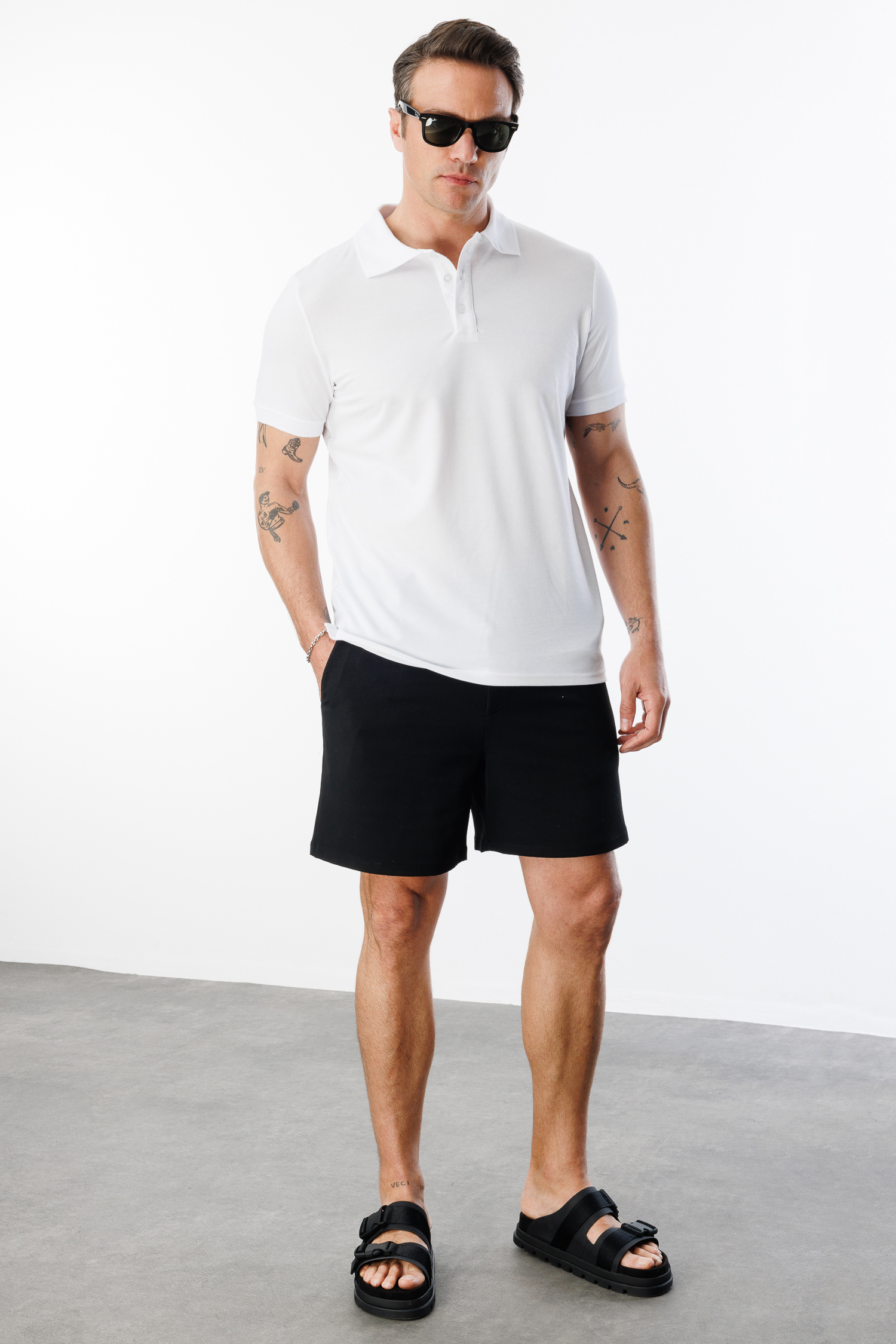  Erkek%20Çekmeyen%20Pamuklu%20Kumaş%20Regular%20Fit%20Standart%20Kesim%20Polo%20Yaka%20Tişört%20POLOYAKA-T-SHIRT1