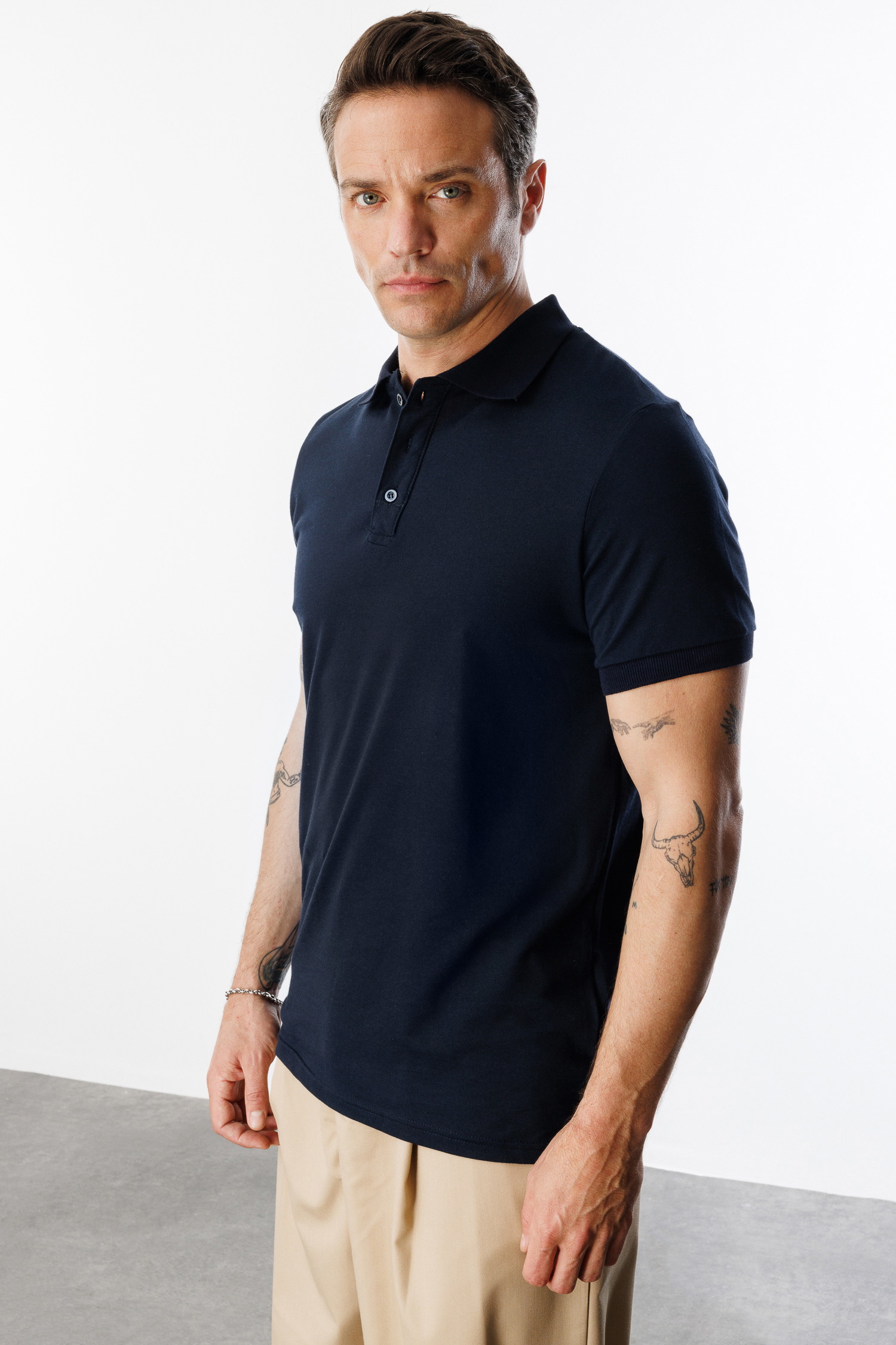  Erkek%20Çekmeyen%20Pamuklu%20Kumaş%20Regular%20Fit%20Standart%20Kesim%20Polo%20Yaka%20Tişört%20POLOYAKA-T-SHIRT1-Lacivert