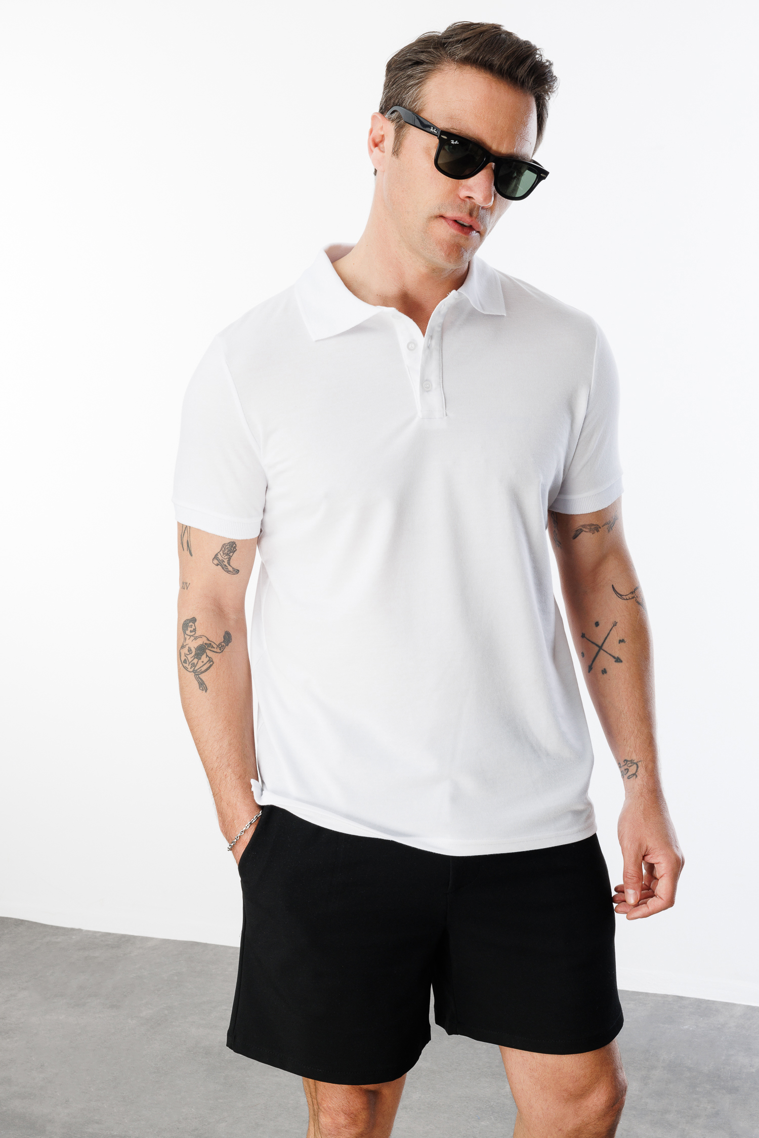  Erkek%202’li%20Çekmeyen%20Pamuklu%20Kumaş%20Regular%20Fit%20Standart%20Kesim%20Polo%20Yaka%20Tişört%20POLOYAKA-T-SHIRT2