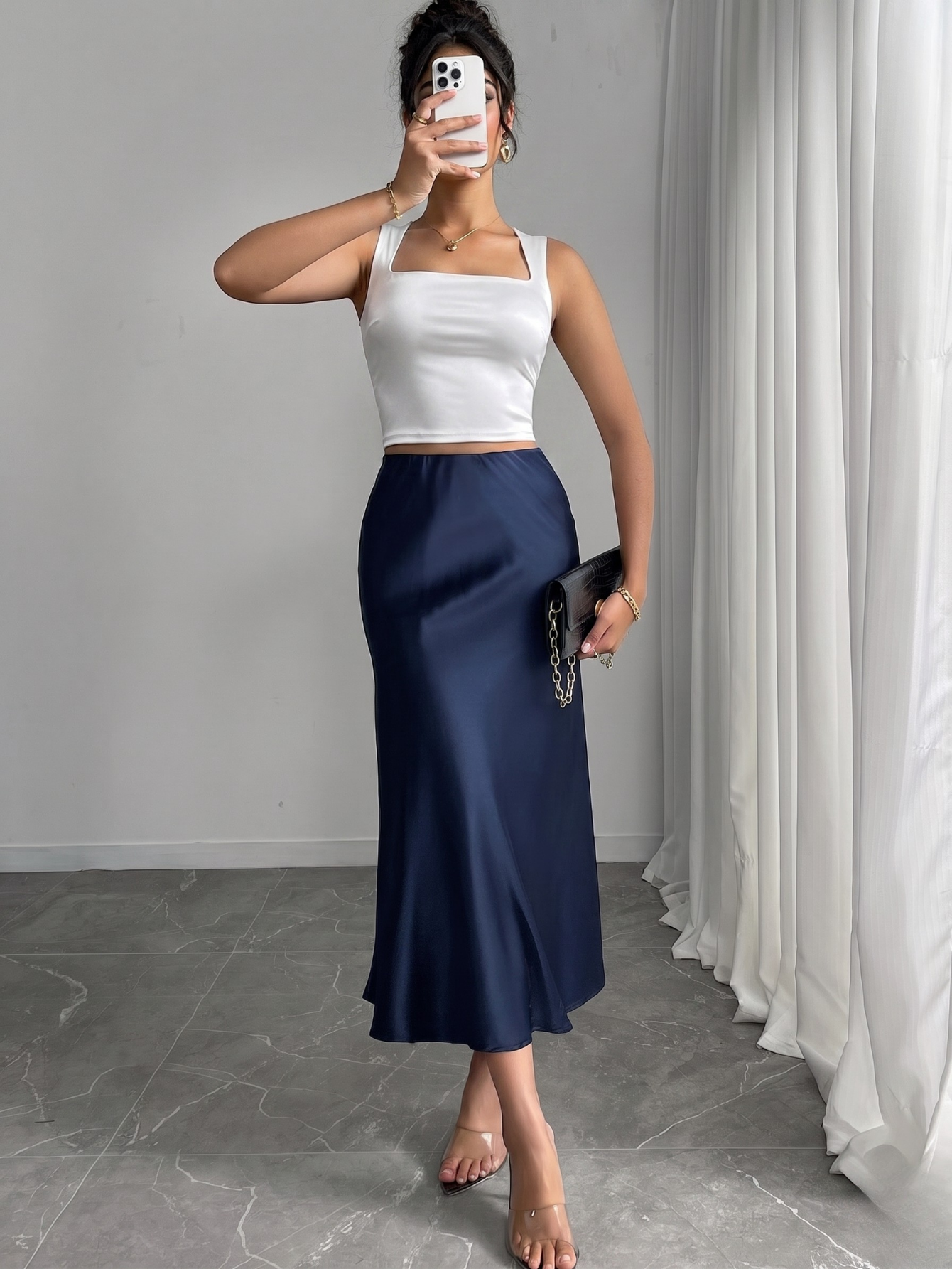 Kadın%20Etek%20Siyah%20Saten%20Etek%20Beli%20Lastik%20ve%20Fermuarlı%20Midi%20Boy%20Parlak%20Kaliteli%20Saten%20Kumaş%20SATEN-ETEK-Lacivert
