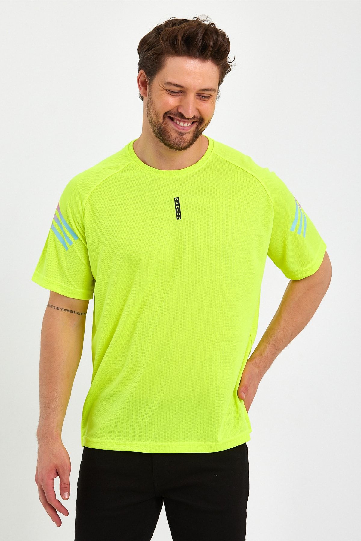 T shirt fitness shop