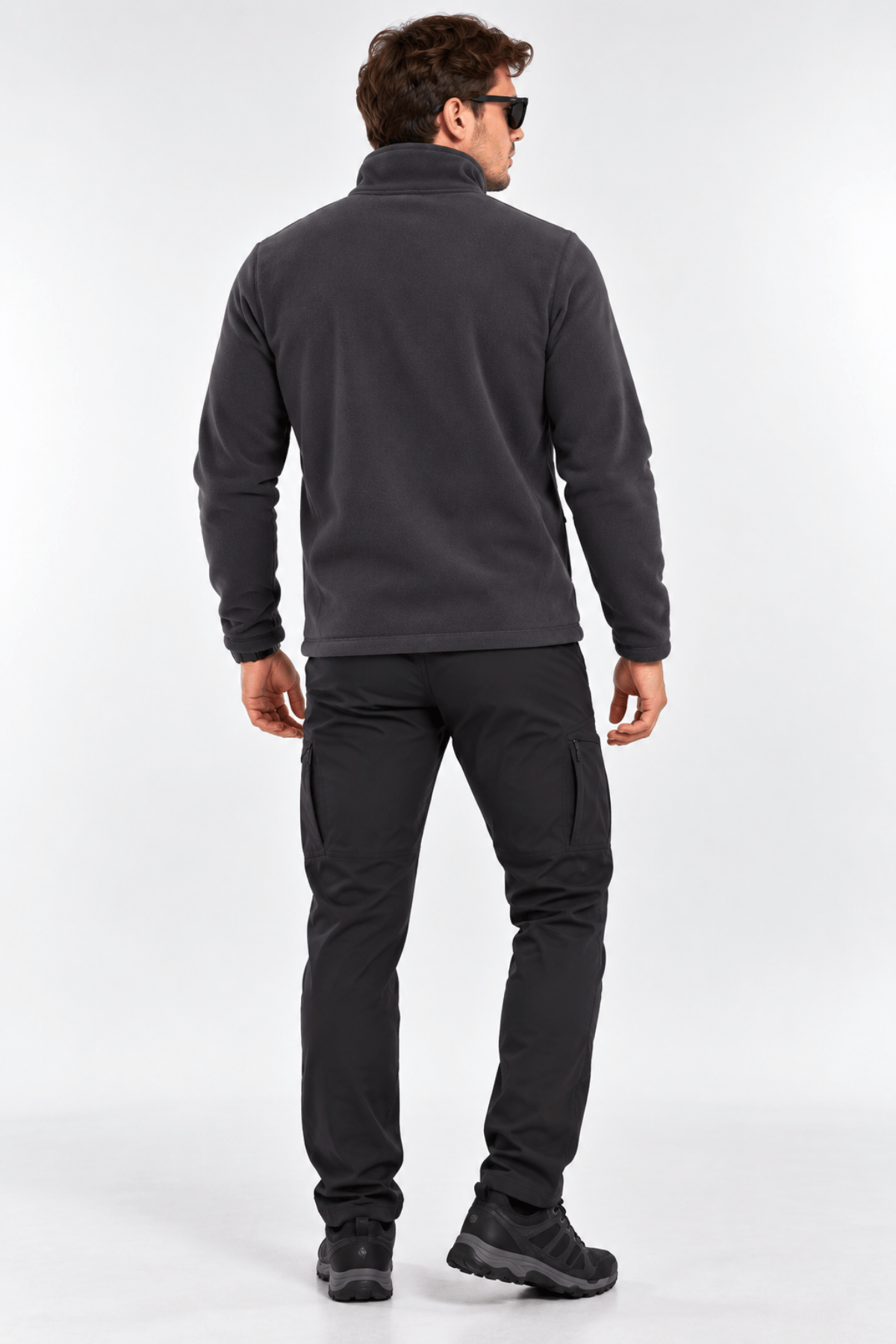 Unisex%20Polar%20Tam%20Fermuarlı%203%20Cepli%20Tüylenme%20Yapmaz%20Soğuğa%20Karşı%20Dayanaklı%20Spor%20Erkek-Kadın%20Polar%20Tekli-Koyu%20Füme