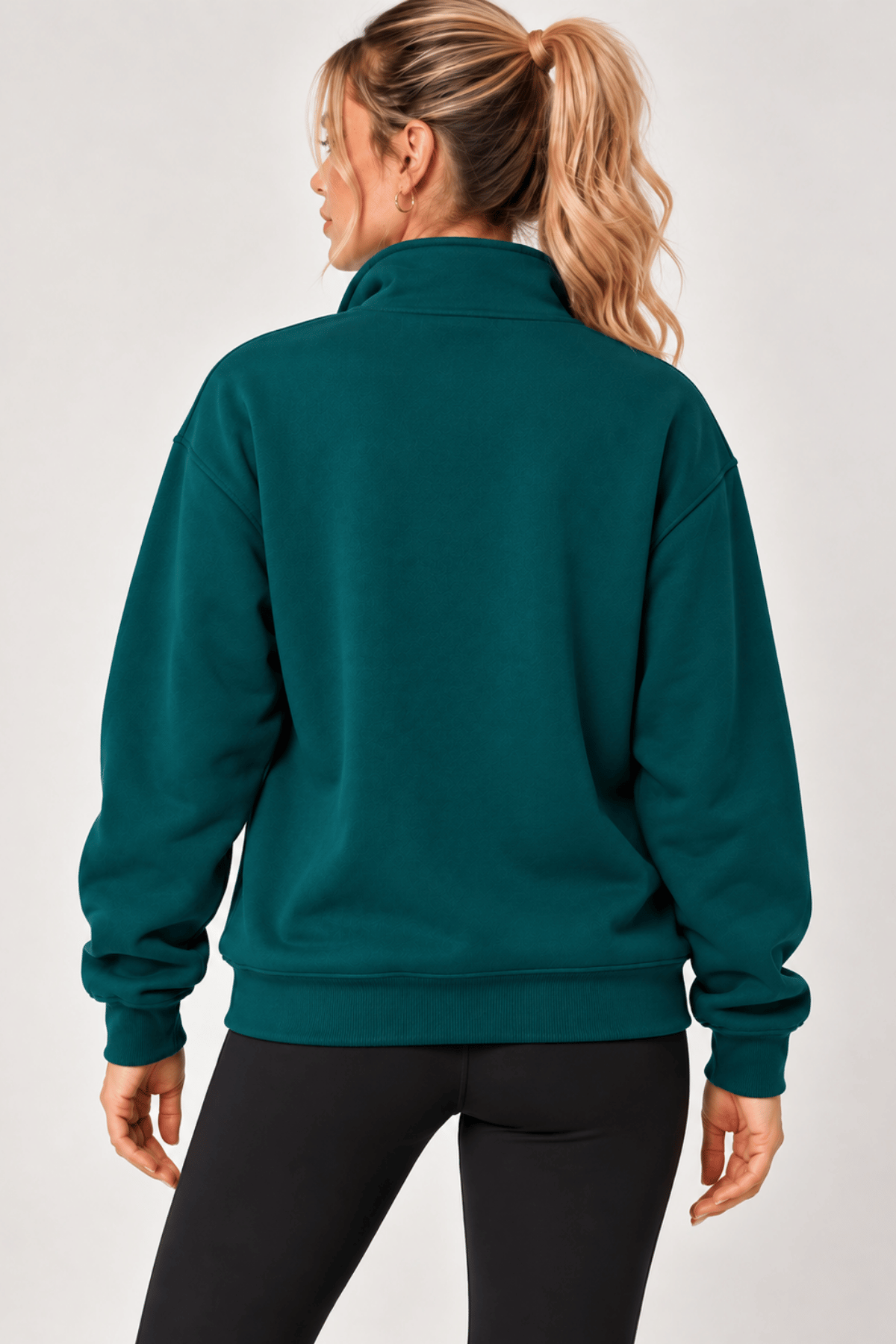 Kadın%20Sweatshirt%20Dik%20Yaka%20Yarım%20Fermuarlı%20Oversize%20Kalıp%20İçi%20Polarlı%20Spor%20Sweatshirt%20YARIM-KADINSWEAT-Nefti